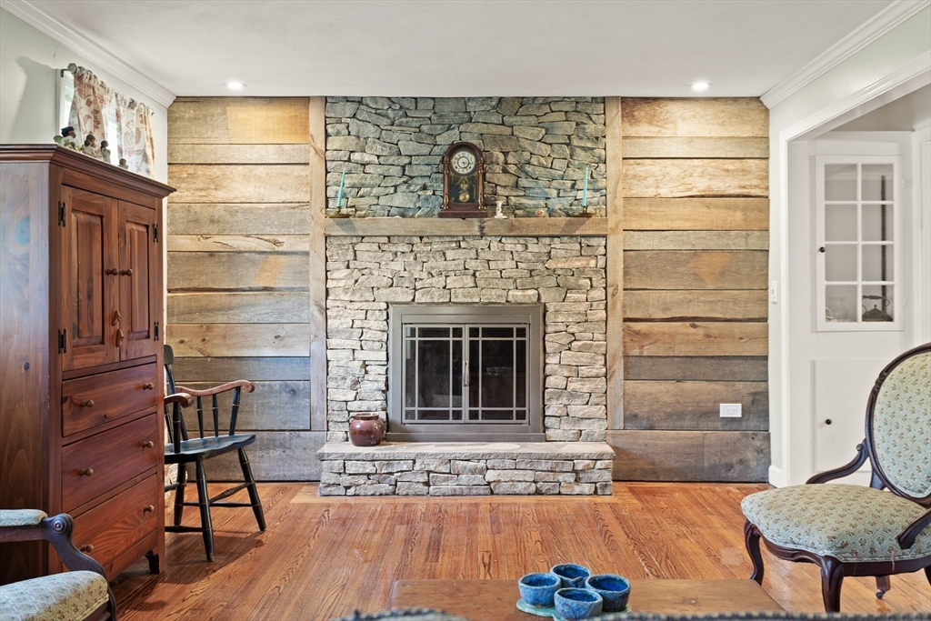 182 Ferncliffe Road Seekonk, MA 02771 - Photo 6 of 18 Gallery Image 6