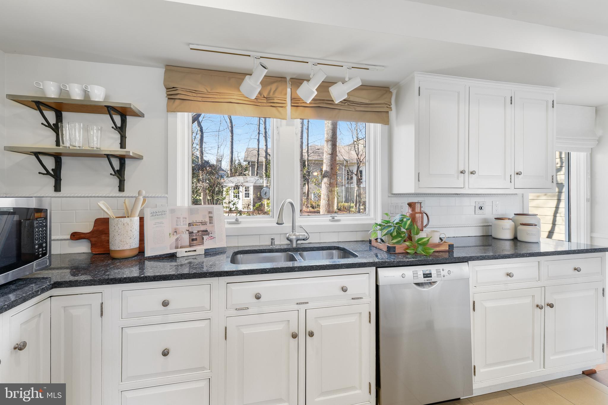 48 Poplar Point Road Edgewater, MD 21037 - Photo 18 of 55