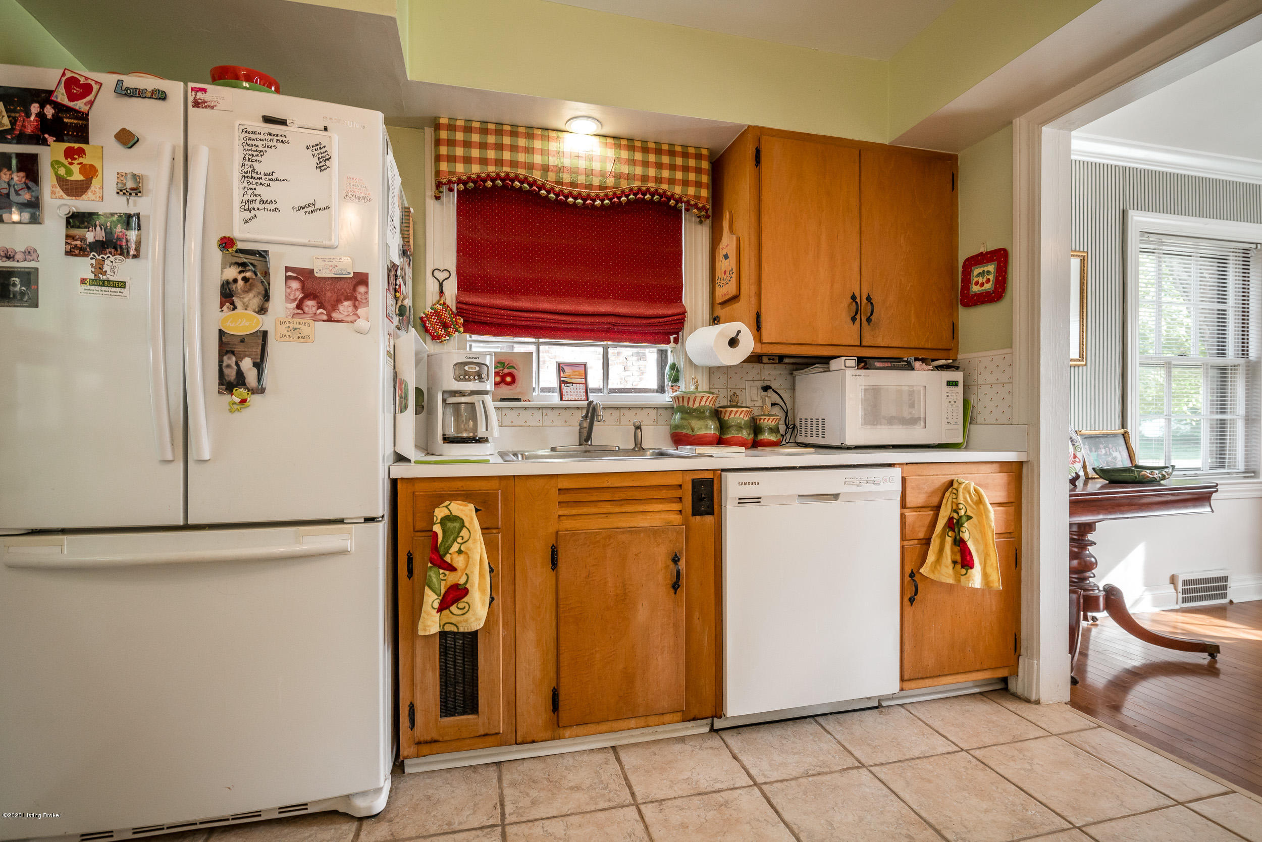 202 Tyne Road Louisville, KY 40207 - Photo 26 of 40 202 Tyne Road-28