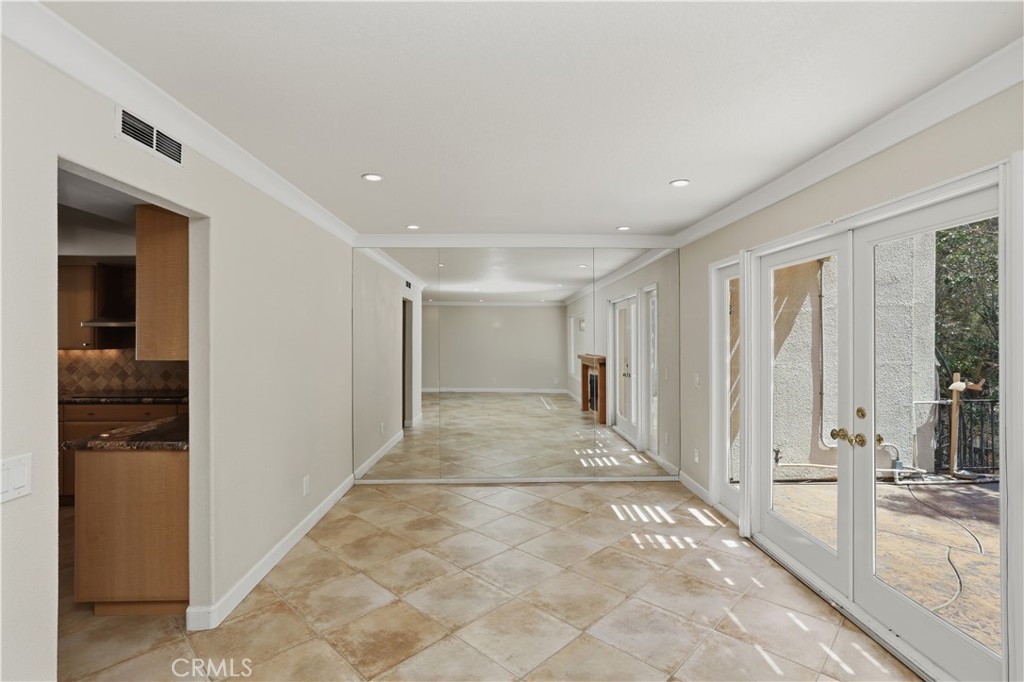 2250 El Capitan Drive Riverside, CA 92506 - Photo 12 of 42