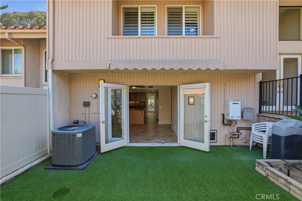 2250 El Capitan Drive Riverside, CA 92506 - Photo 19 of 42