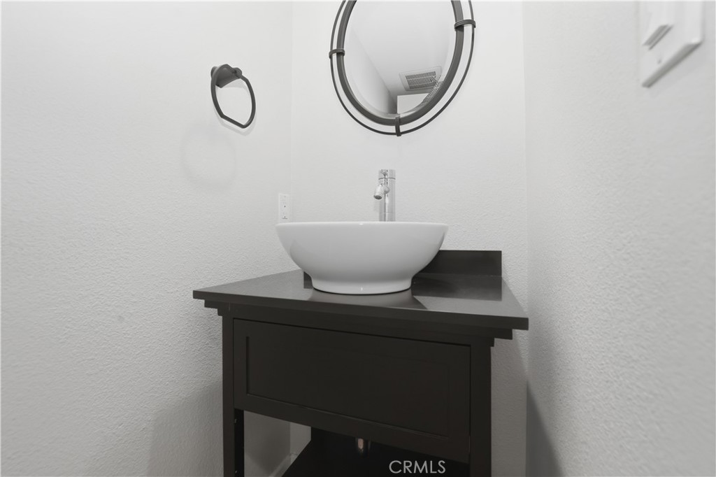 2250 El Capitan Drive Riverside, CA 92506 - Photo 21 of 42