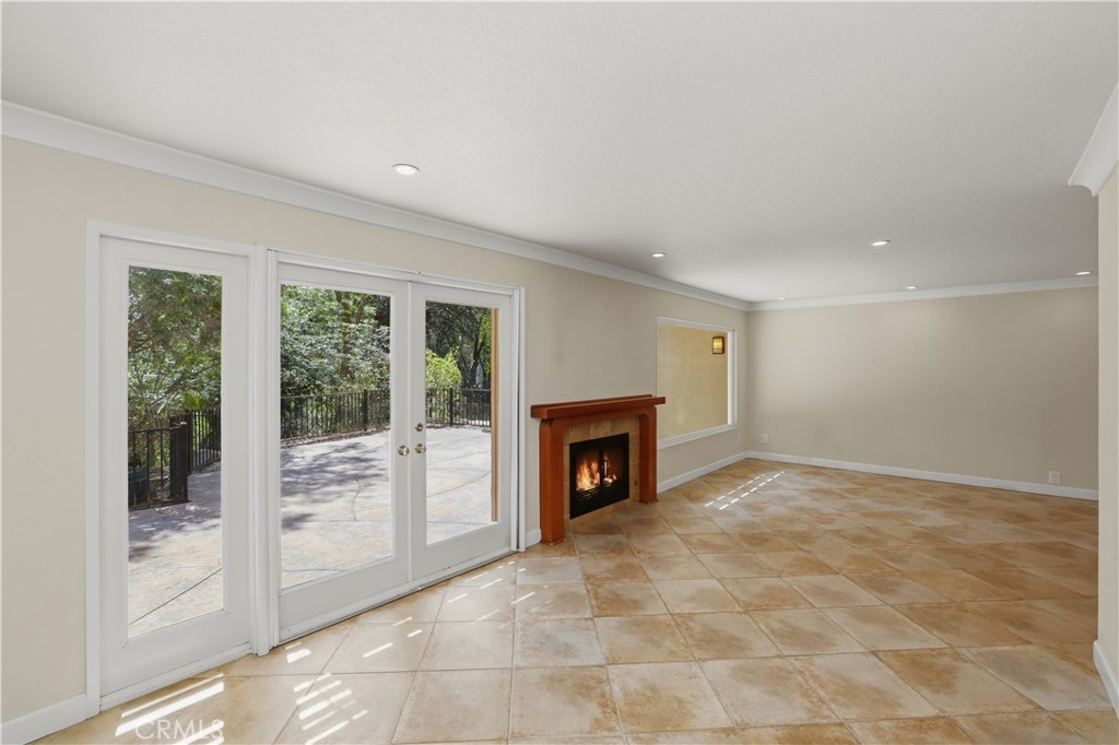 2250 El Capitan Drive Riverside, CA 92506 - Photo 10 of 42