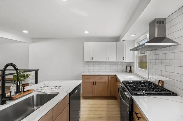$379,900 | 15 Aprille Lane, Rush, NY 14543
