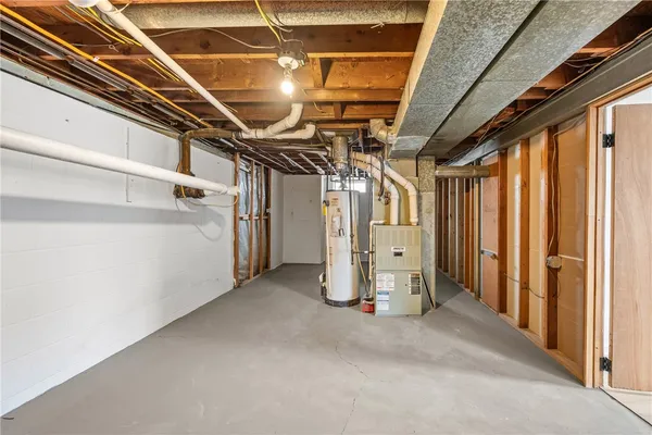 $379,900 | 15 Aprille Lane, Rush, NY 14543