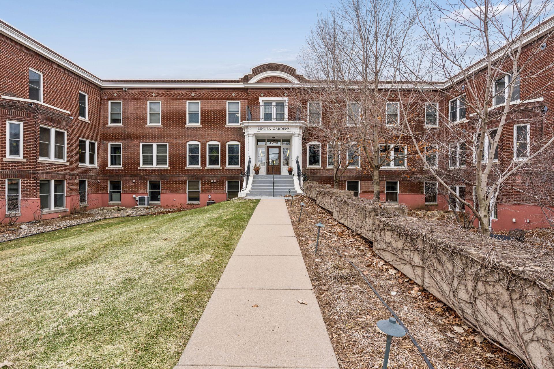 2040 Como Avenue, Unit 202 St. Paul, MN 55108 - Photo 1 of 34
