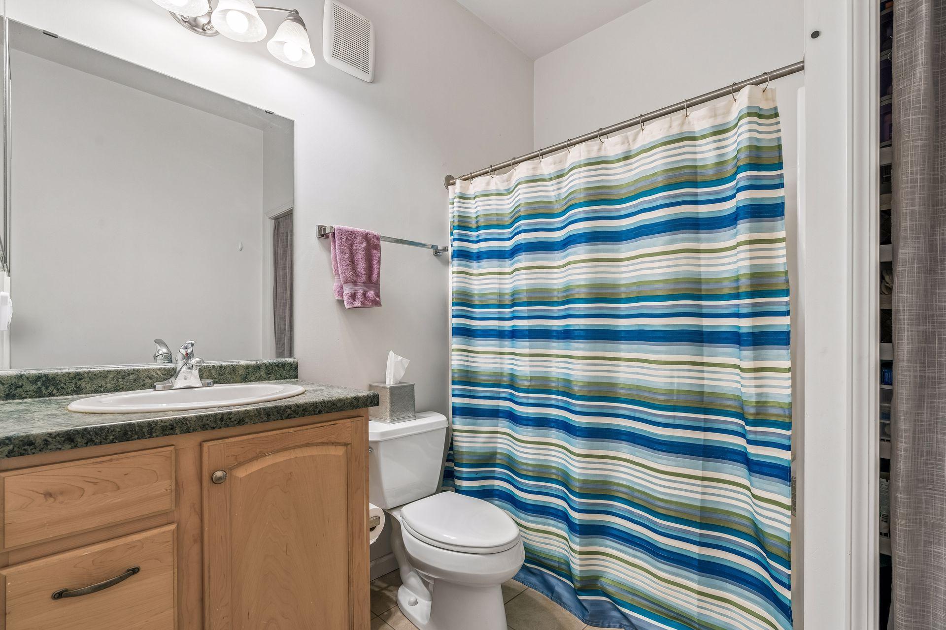 2040 Como Avenue, Unit 202 St. Paul, MN 55108 - Photo 18 of 34