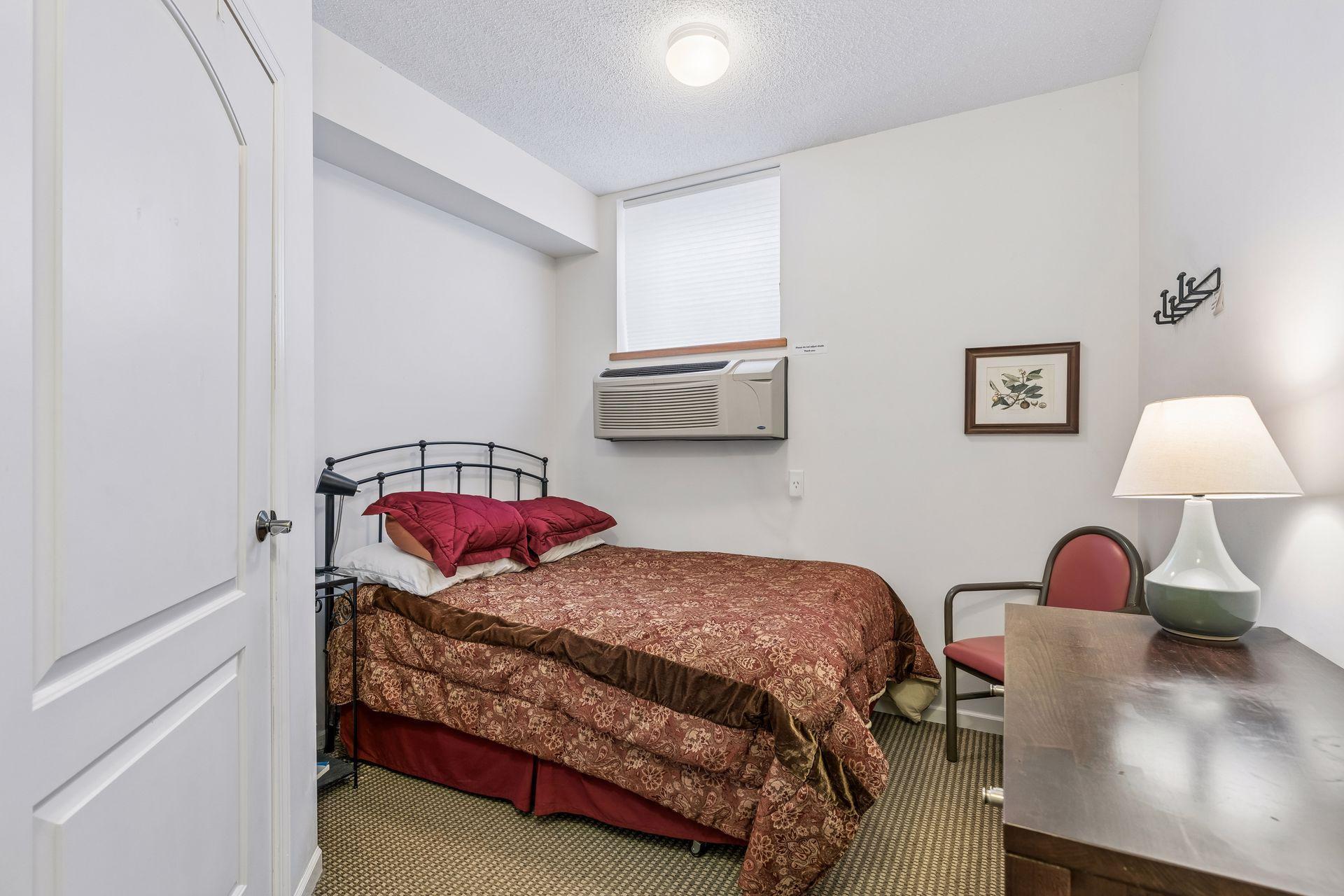 2040 Como Avenue, Unit 202 St. Paul, MN 55108 - Photo 22 of 34