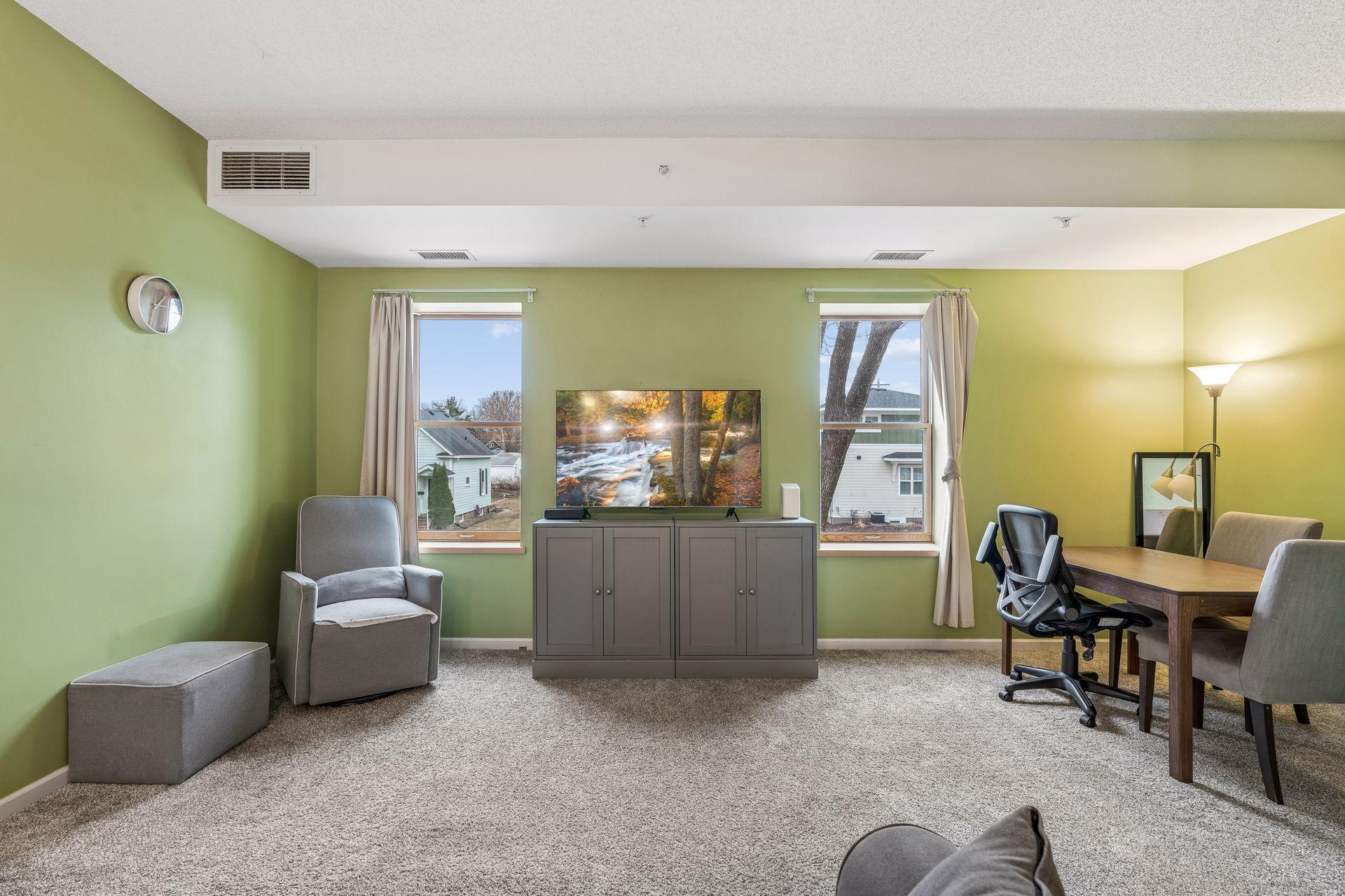 2040 Como Avenue, Unit 202 St. Paul, MN 55108 - Photo 7 of 34