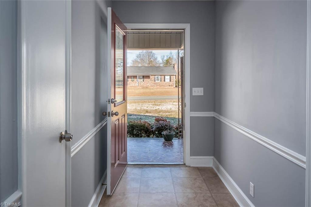 220 Boone Road Burlington, NC 27217 - Photo 2 of 24 Gallery Image 2