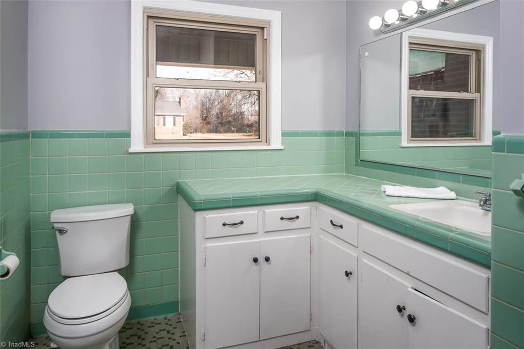 220 Boone Road Burlington, NC 27217 - Photo 14 of 24 Gallery Image 14