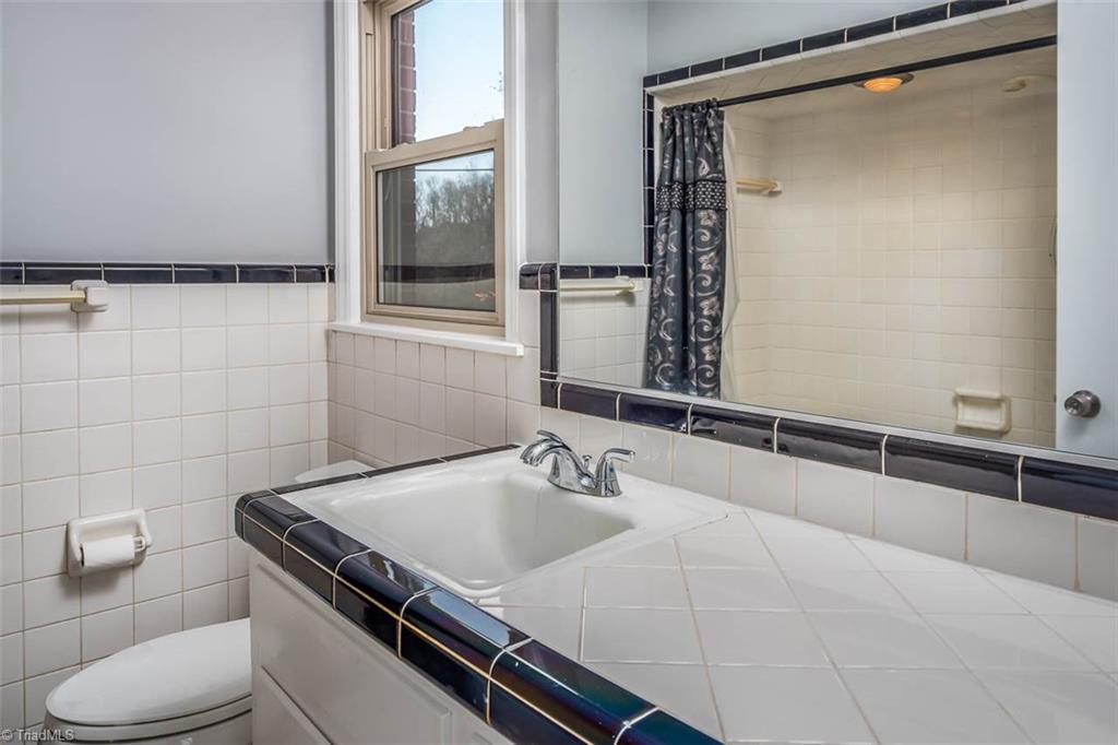 220 Boone Road Burlington, NC 27217 - Photo 18 of 24 Gallery Image 18