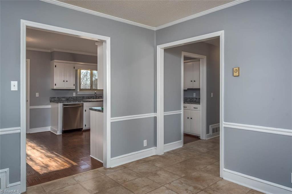 220 Boone Road Burlington, NC 27217 - Photo 4 of 24 Gallery Image 4