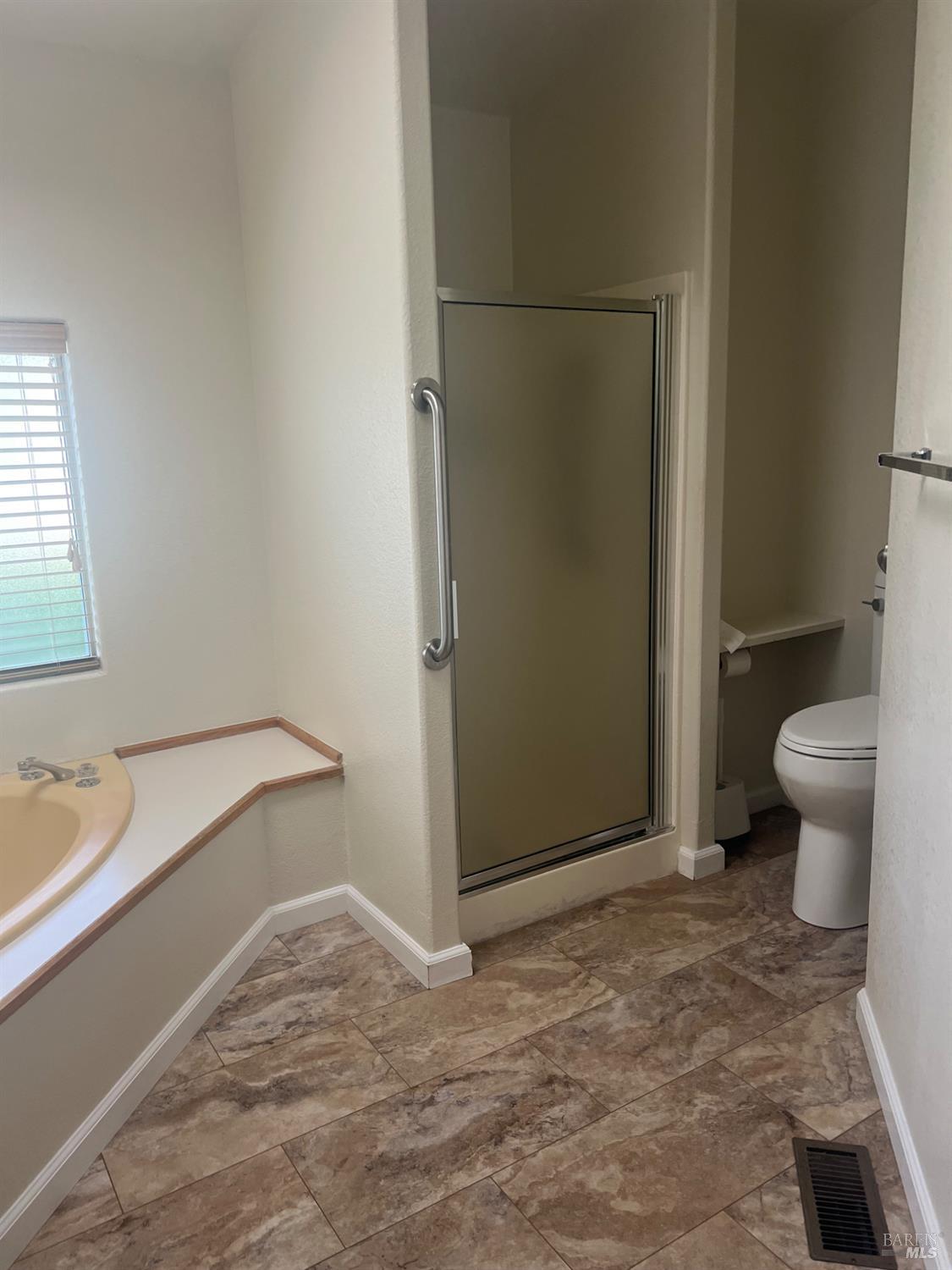 33 Chestnut Court Rohnert Park, CA 94928 - Photo 12 of 31