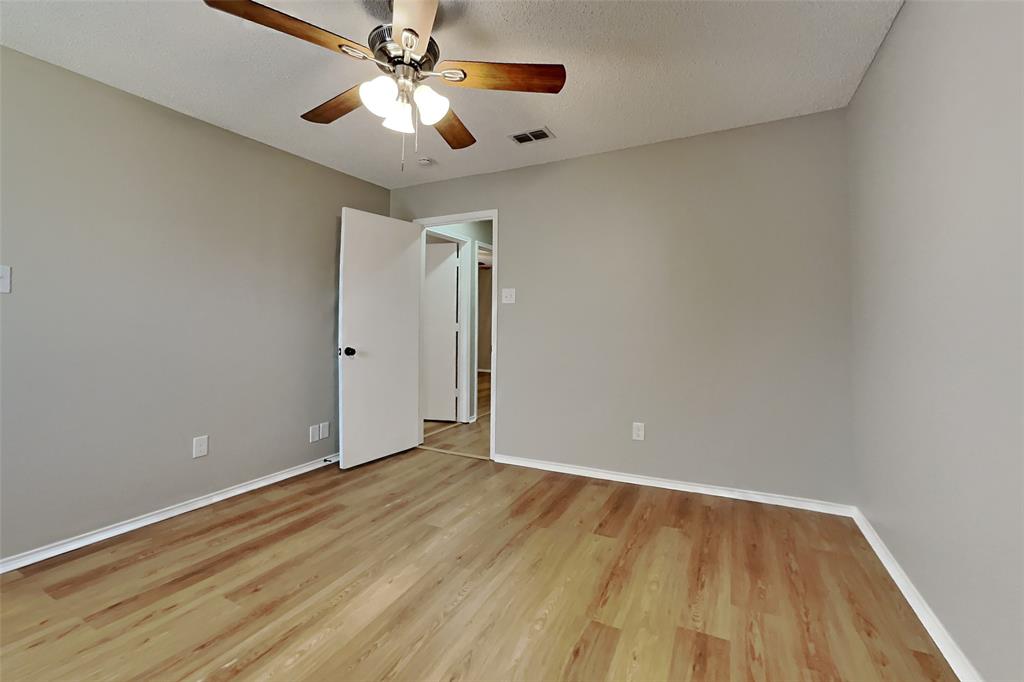 912 Blue Ridge Drive Burleson, TX 76028 - Photo 12 of 19 Gallery Image 12