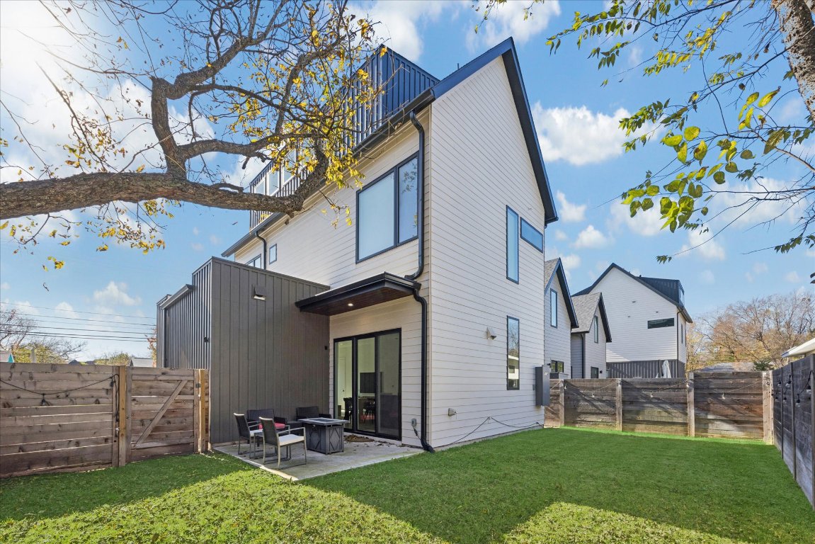 1508 Redd Street, Unit 1 Austin, TX 78704 - Photo 4 of 27 Large fully fenced back yard