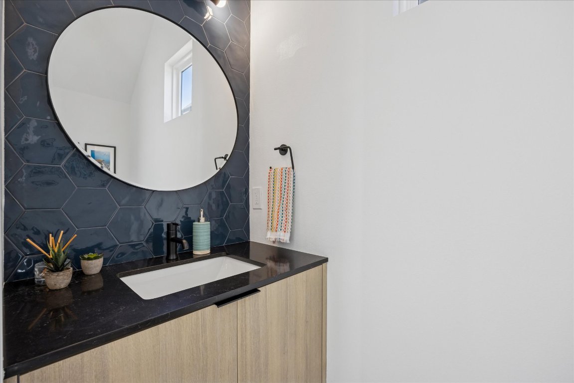 1508 Redd Street, Unit 1 Austin, TX 78704 - Photo 10 of 27 Half bath downstairs