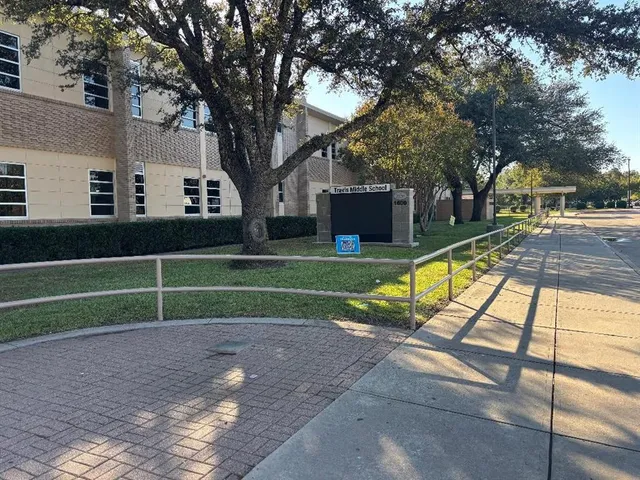 $2,200 | 1522 Addington Street, Irving, TX 75062