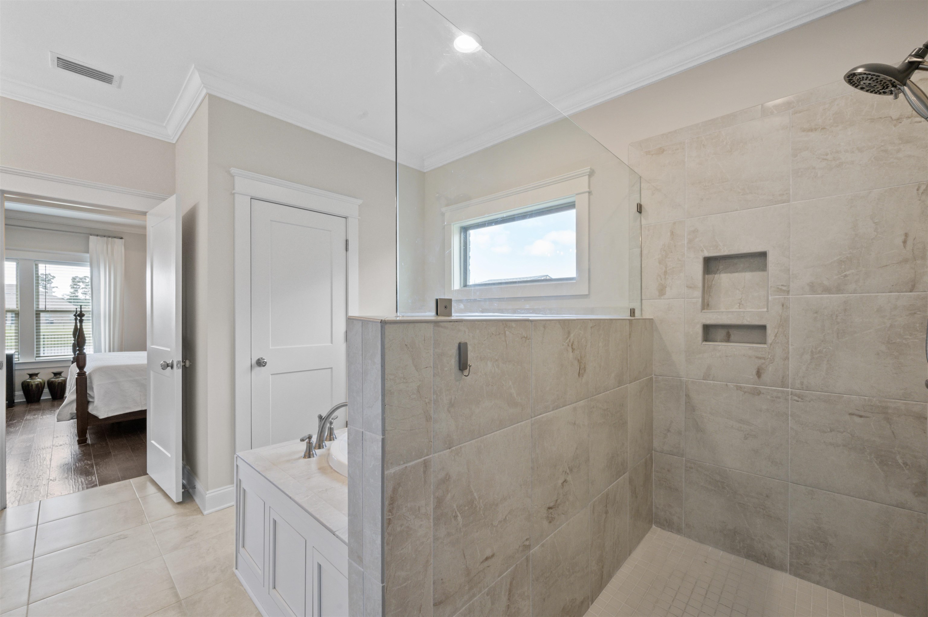 453 Fortune Drive Fairhope, AL 36532 - Photo 32 of 79 Bathroom