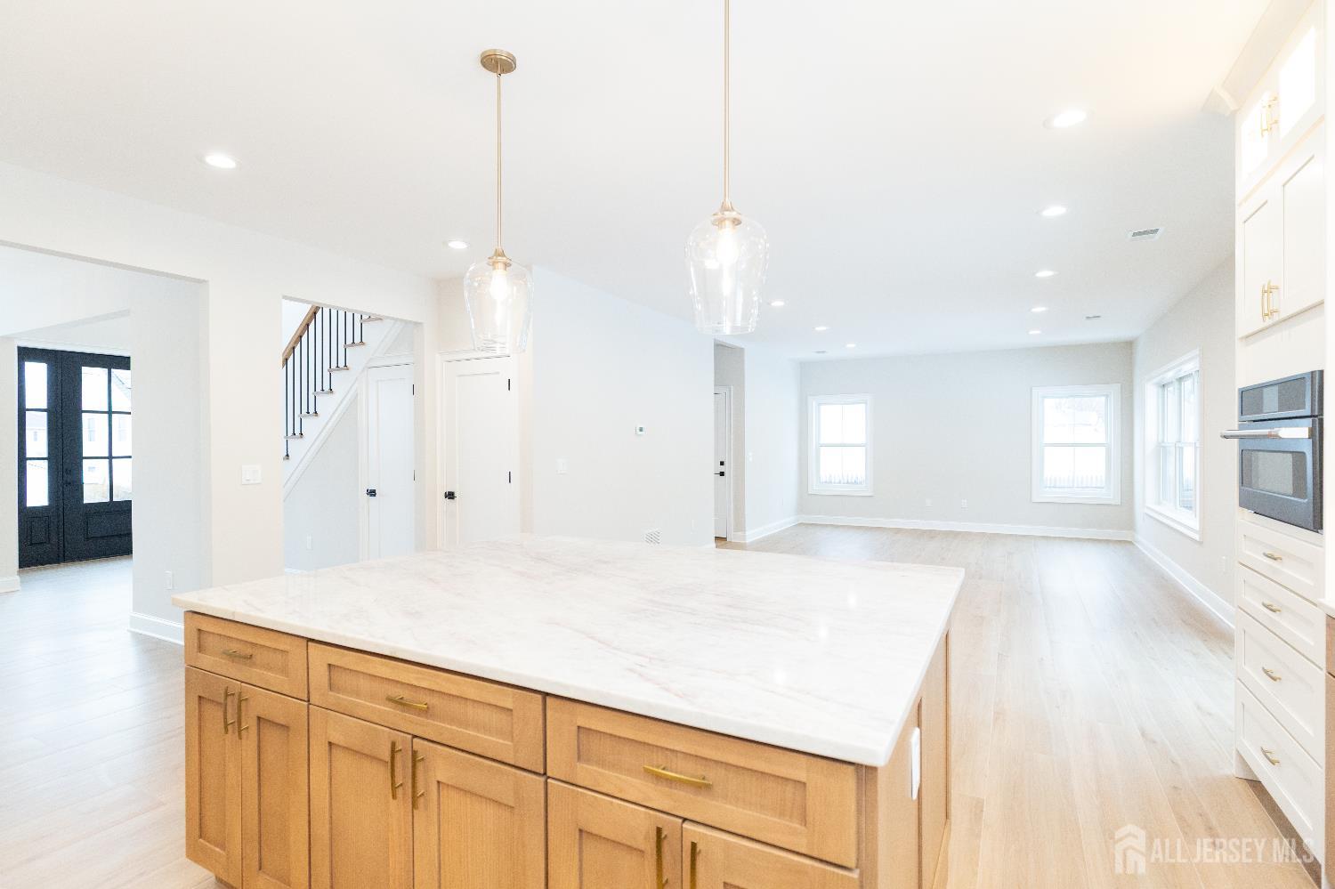 7 Altamont Road Edison, NJ 08817 - Photo 17 of 61