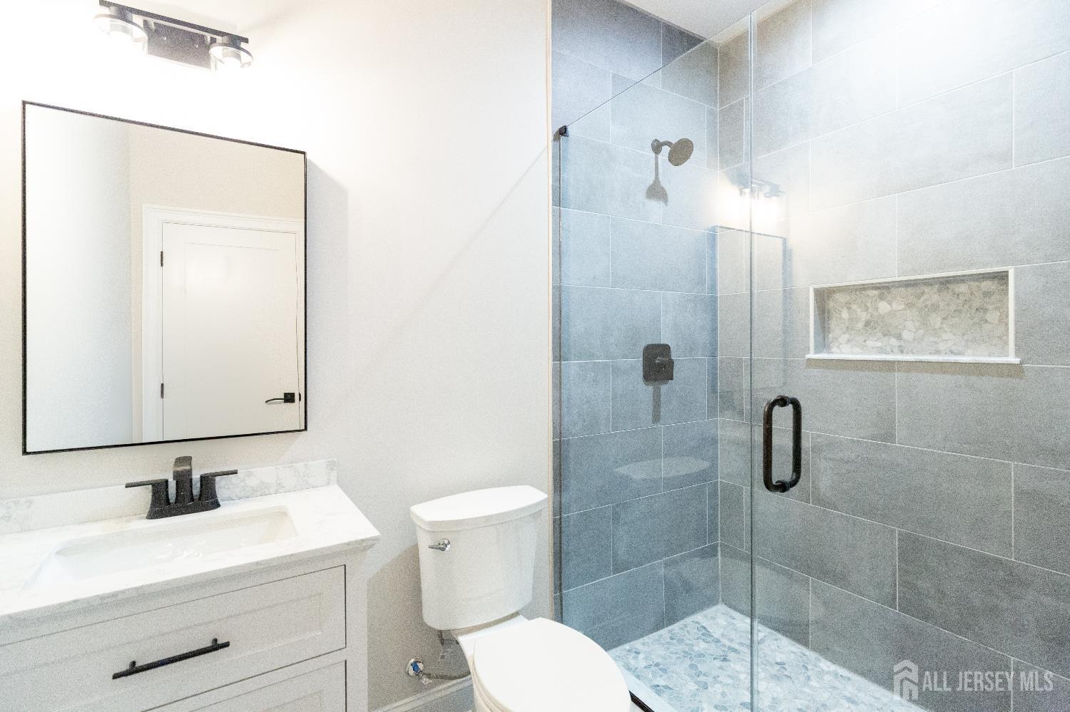 7 Altamont Road Edison, NJ 08817 - Photo 22 of 61