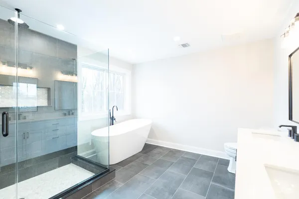 $1,100,000 | 7 Altamont Road, Edison, NJ 08817