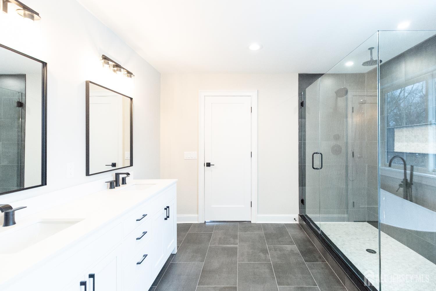 7 Altamont Road Edison, NJ 08817 - Photo 39 of 61