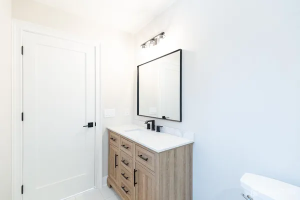 $1,100,000 | 7 Altamont Road, Edison, NJ 08817