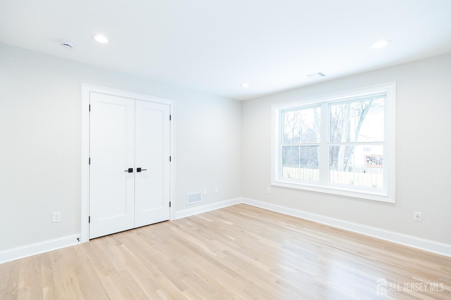 7 Altamont Road Edison, NJ 08817 - Photo 48 of 61