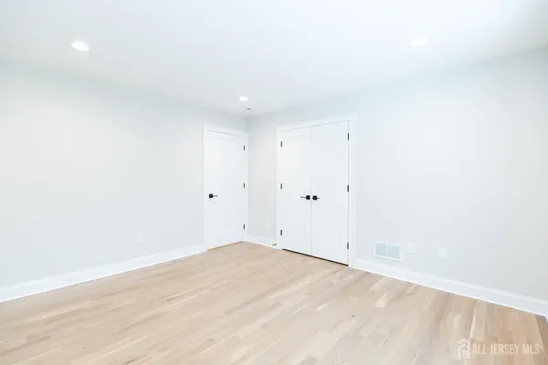 $1,100,000 | 7 Altamont Road, Edison, NJ 08817