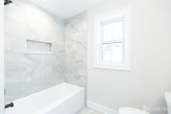 $1,100,000 | 7 Altamont Road, Edison, NJ 08817