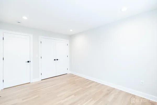 $1,100,000 | 7 Altamont Road, Edison, NJ 08817