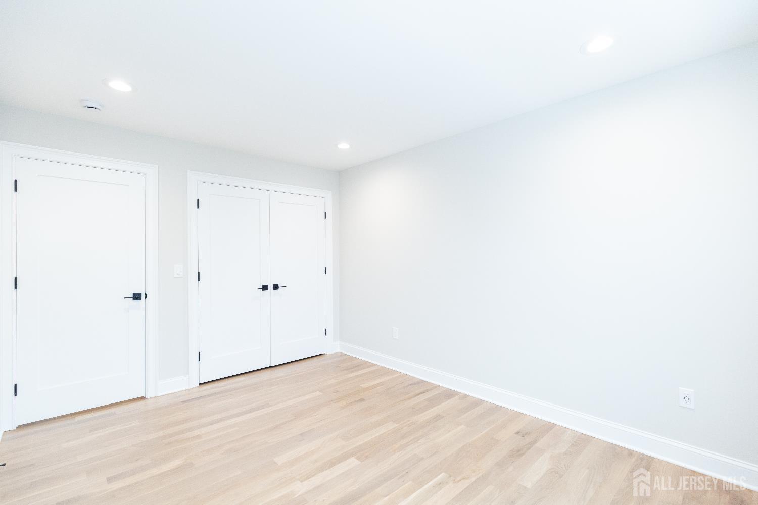 7 Altamont Road Edison, NJ 08817 - Photo 55 of 61