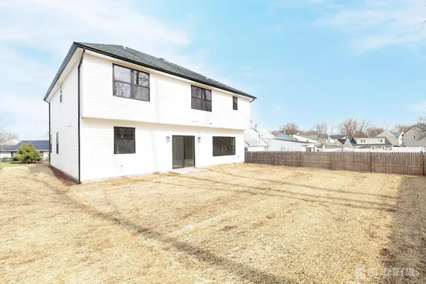 $1,100,000 | 7 Altamont Road, Edison, NJ 08817