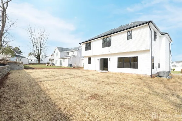 $1,100,000 | 7 Altamont Road, Edison, NJ 08817