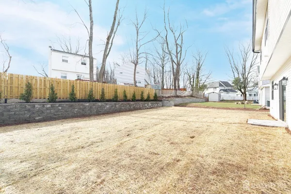 $1,100,000 | 7 Altamont Road, Edison, NJ 08817