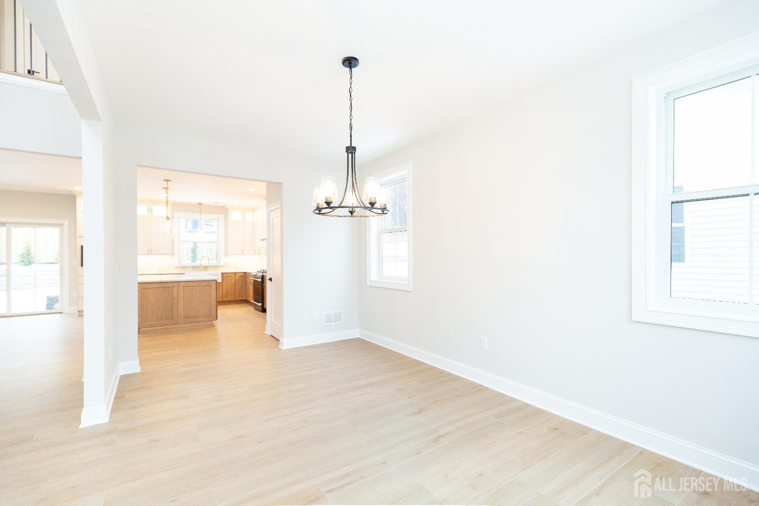 7 Altamont Road Edison, NJ 08817 - Photo 8 of 61