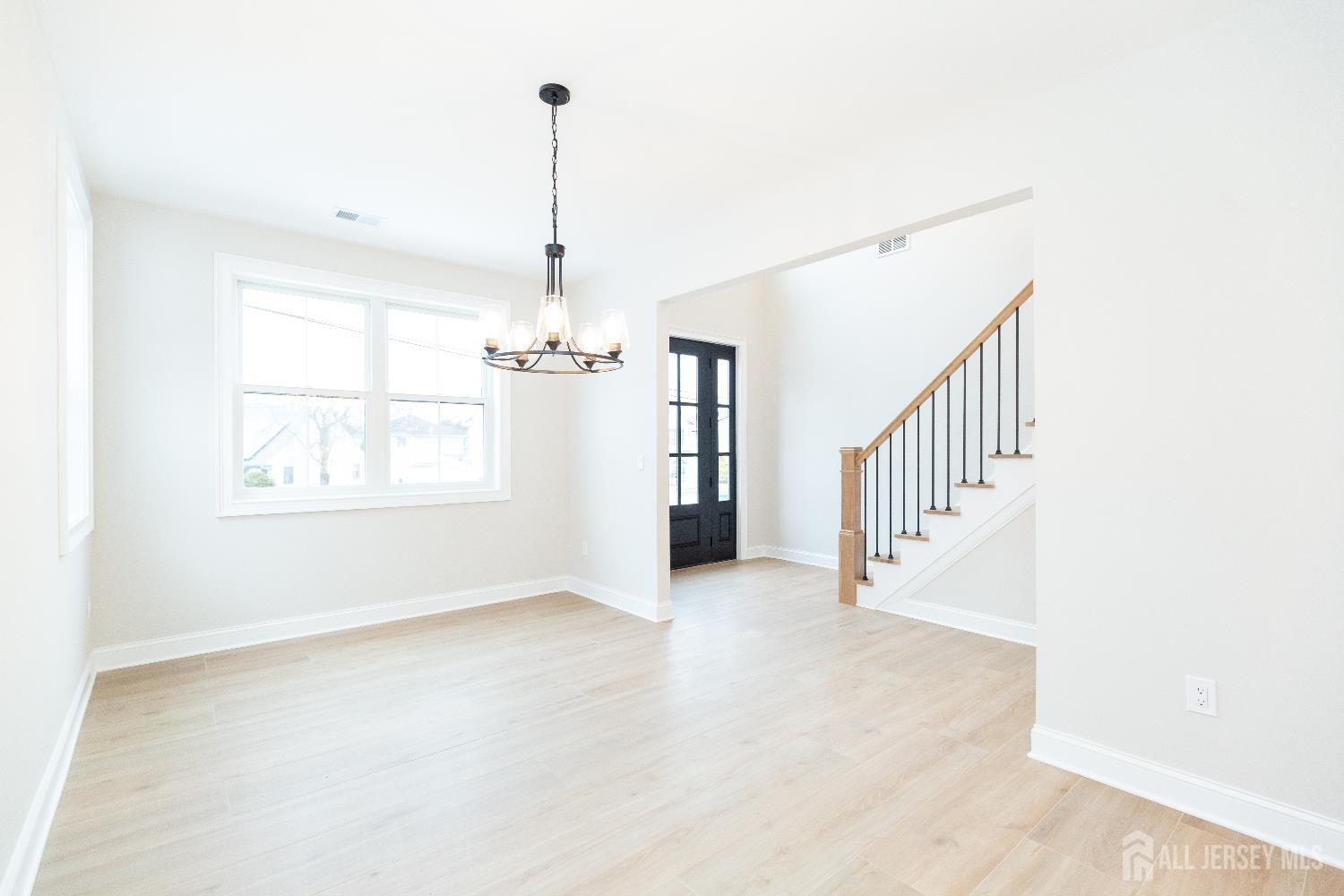 7 Altamont Road Edison, NJ 08817 - Photo 10 of 61