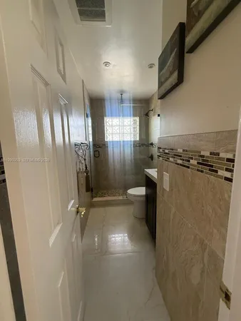 $3,700 | 281 West 17th Street, Unit 281, Hialeah, FL 33010