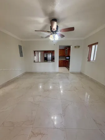 $3,700 | 281 West 17th Street, Unit 281, Hialeah, FL 33010