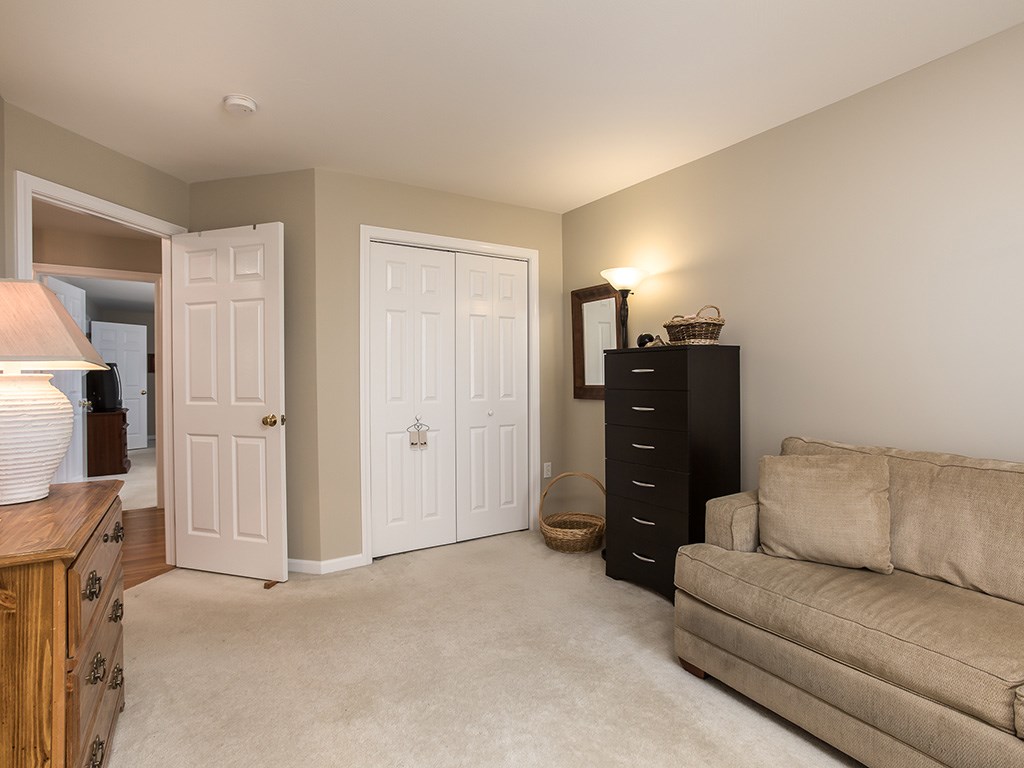 31 Josiah Bartlett Road, Unit 31 Amherst, NH 03031 - Photo 15 of 27