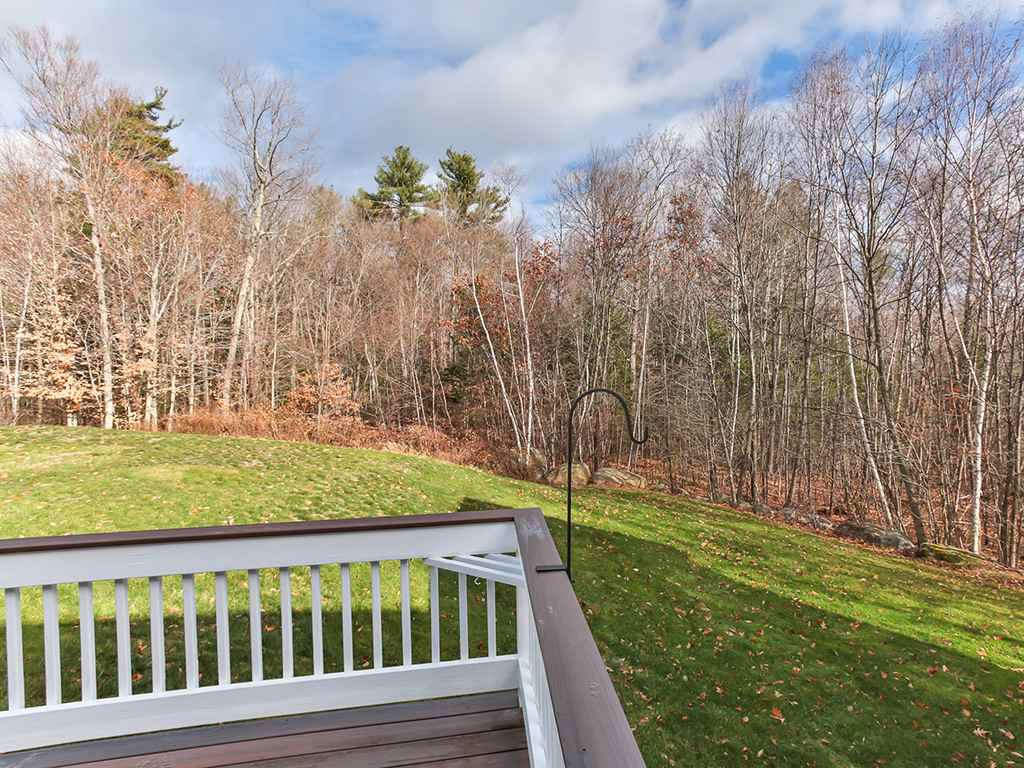 31 Josiah Bartlett Road, Unit 31 Amherst, NH 03031 - Photo 22 of 27