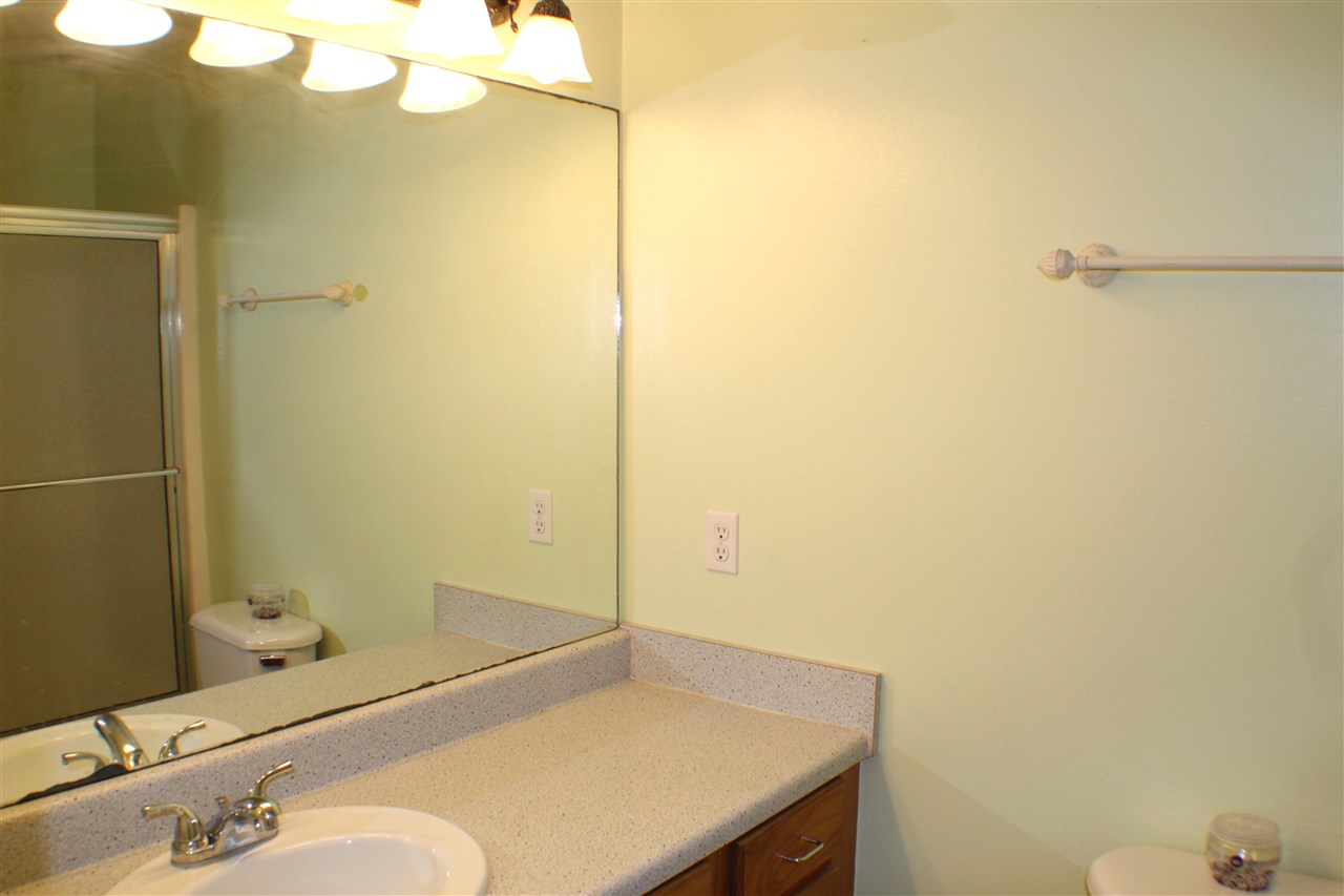 19685 O'Grady Avenue Robertsdale, AL 36567 - Photo 15 of 23 guest bathroom