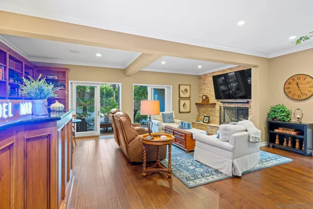 $5,400,000 | 2122 Del Mar Heights Road, Del Mar, CA 92014