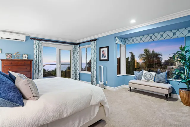 $5,400,000 | 2122 Del Mar Heights Road, Del Mar, CA 92014