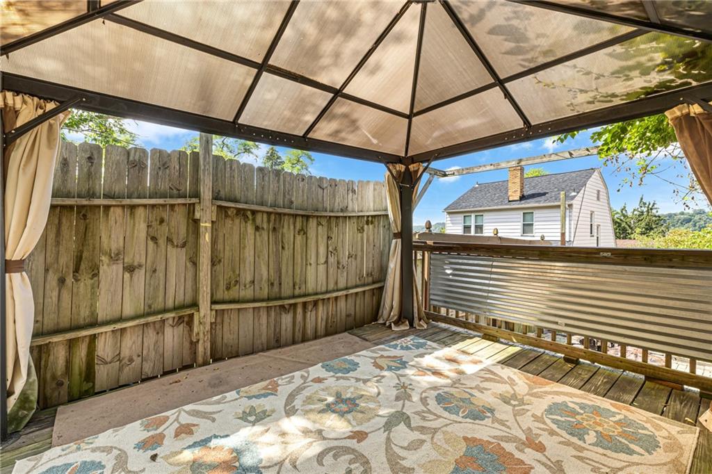 1201 5th Avenue Freedom, PA 15042 - Photo 31 of 32 a view of a backyard