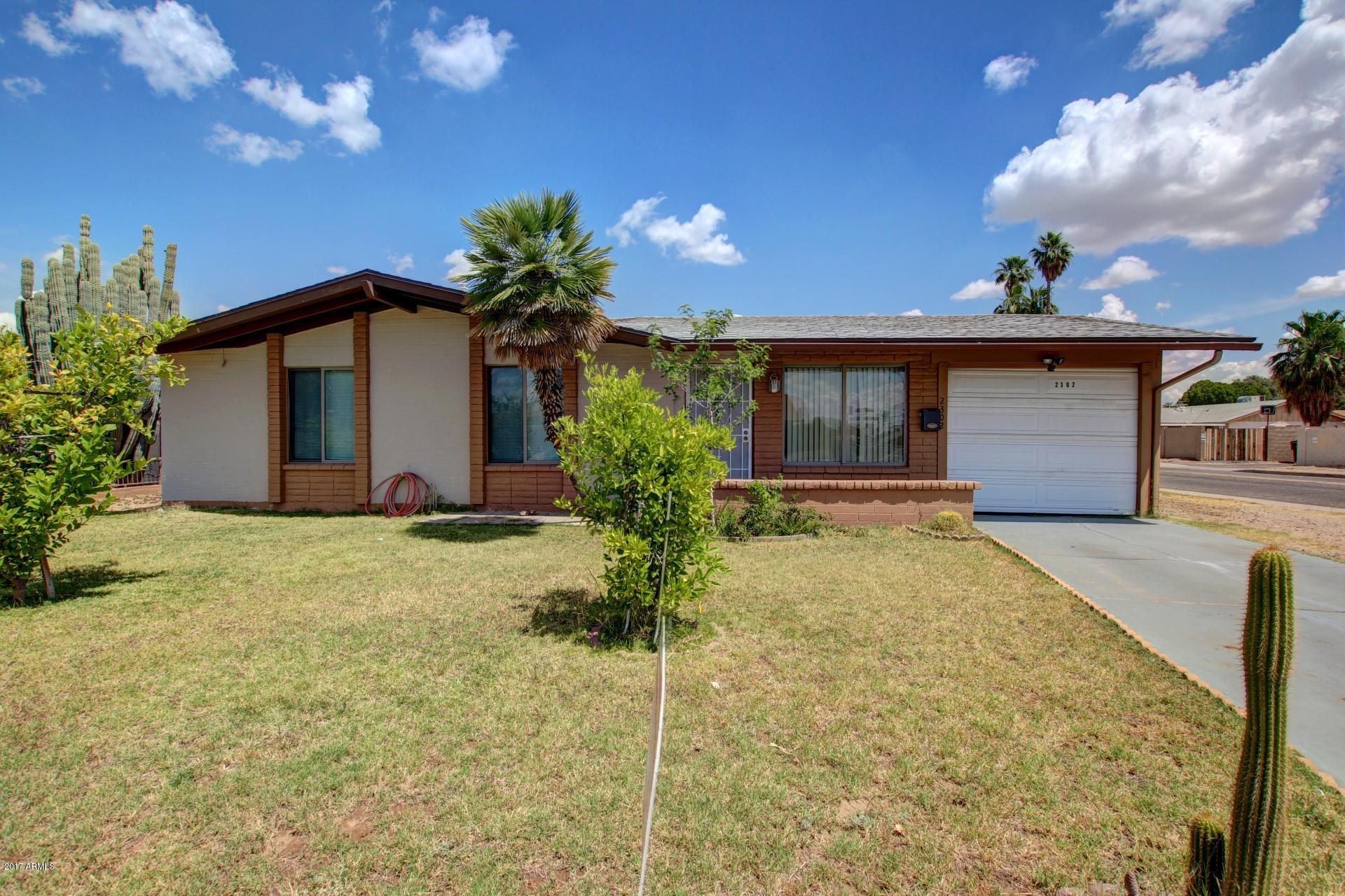 2302 West Wethersfield Road Phoenix, AZ 85029 - Photo 1 of 19 0001-wethersfield (2)