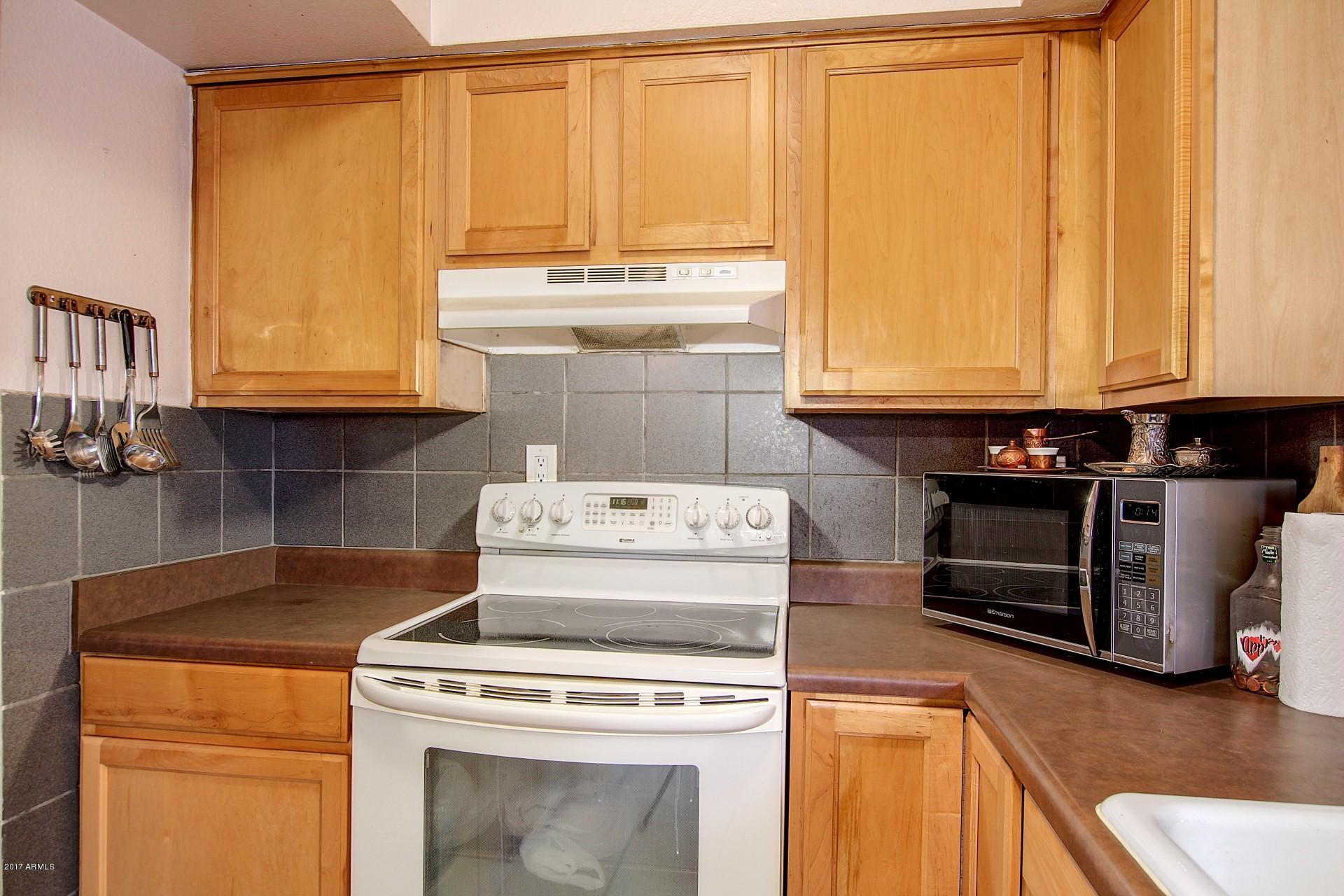 2302 West Wethersfield Road Phoenix, AZ 85029 - Photo 11 of 19 0011-wethersfield (12)