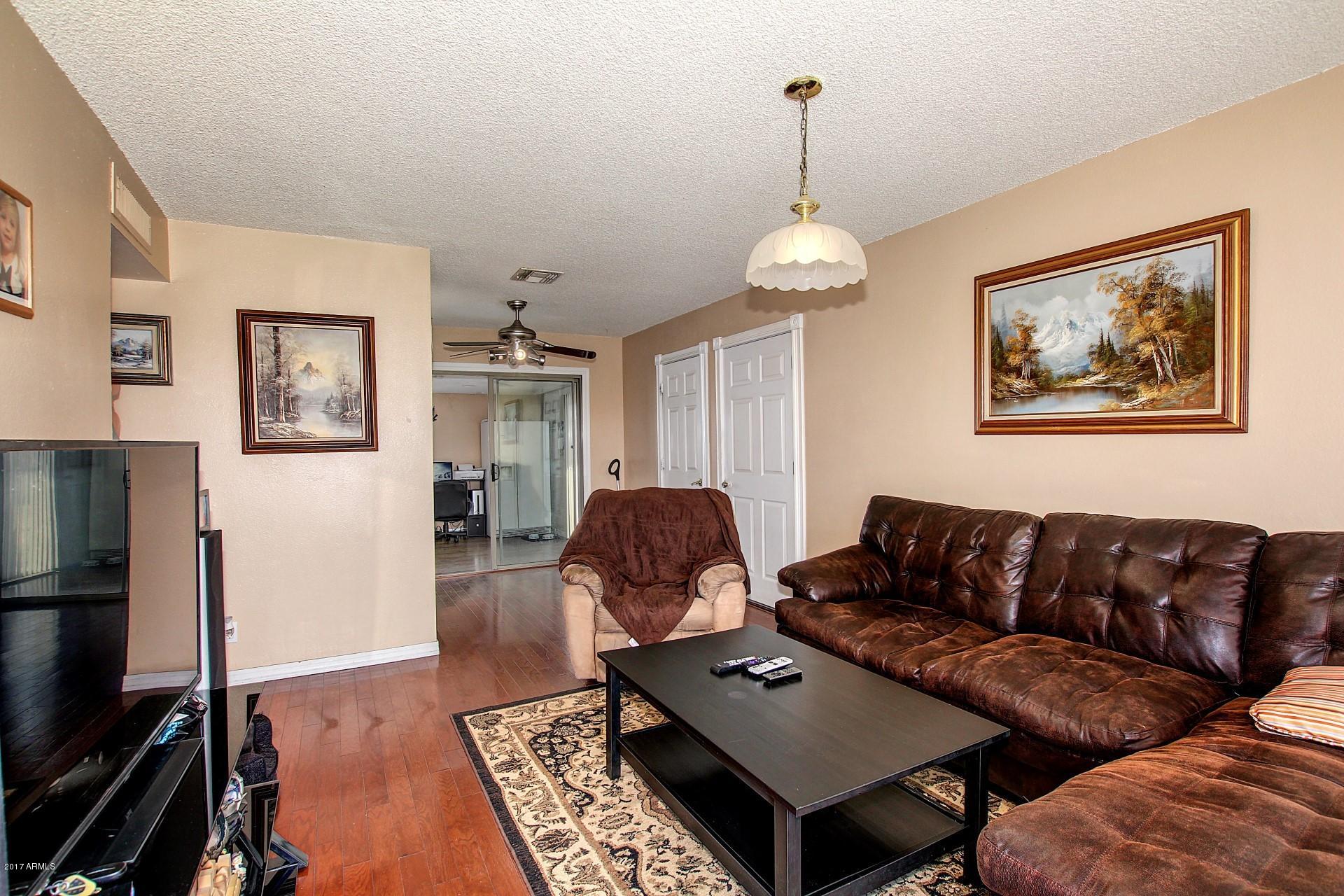2302 West Wethersfield Road Phoenix, AZ 85029 - Photo 7 of 19 0007-wethersfield (8)