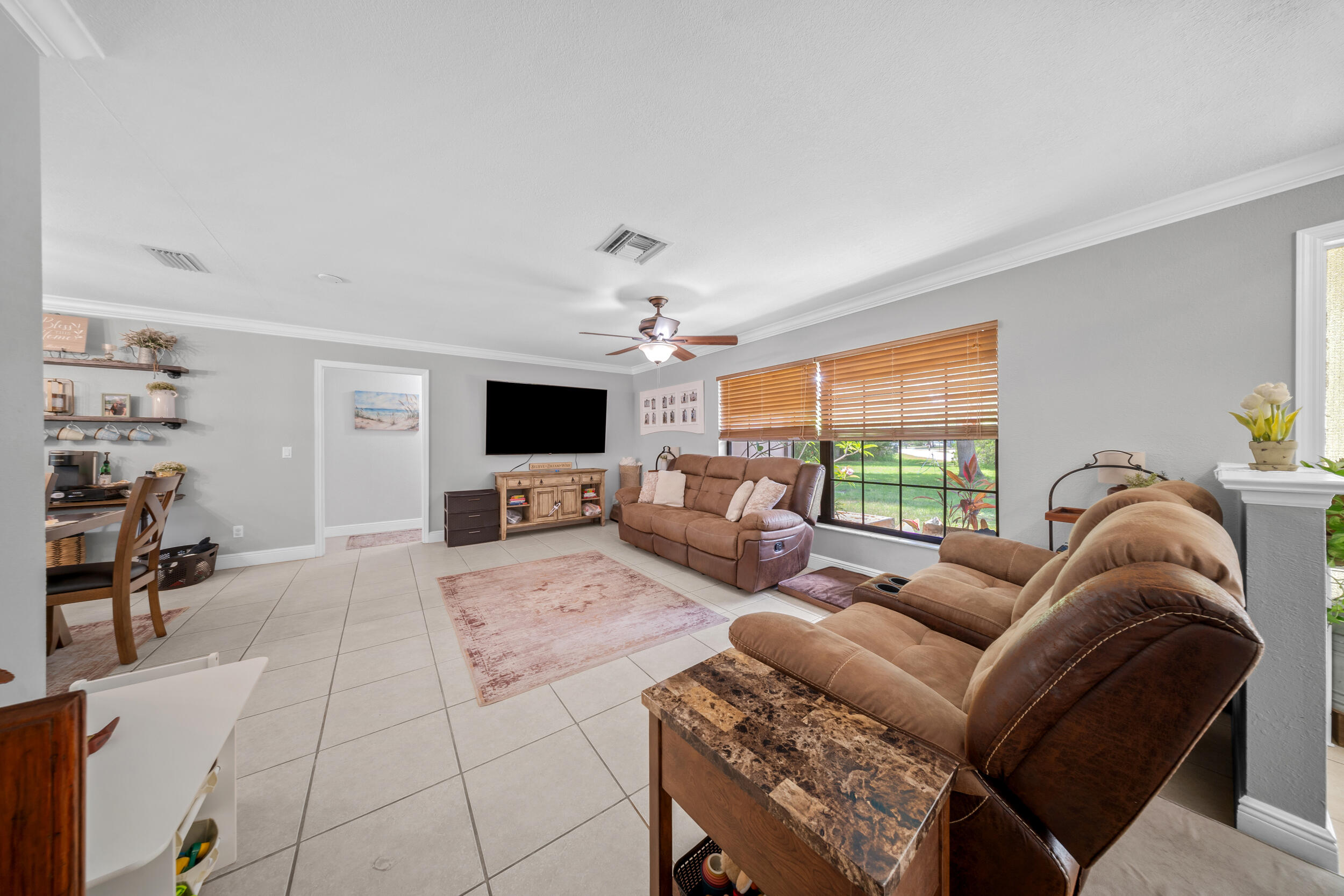 6008 Roland Court Fort Pierce, FL 34951 - Photo 11 of 45 8_dsc01191